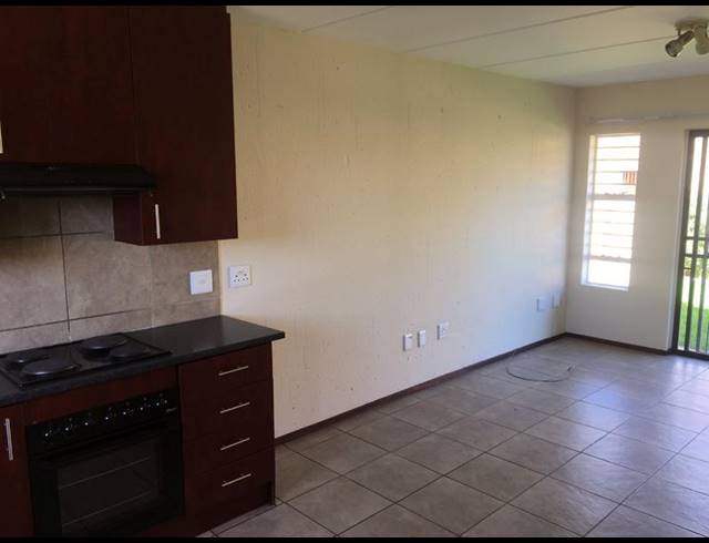 3 BEDROOM PROPERTY TO RENT IN WILGEHEUWEL